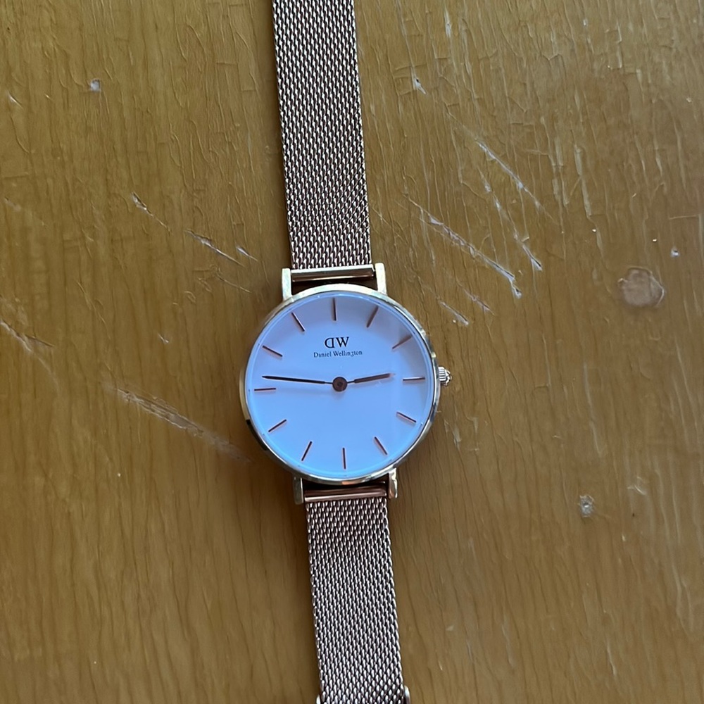 Daniel Wellington Petite Melrose Rose Gold Watch